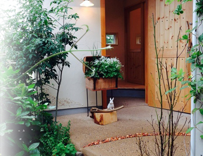 ホームデコグループとは