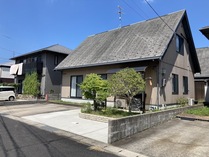 2102602HMK2.jpg